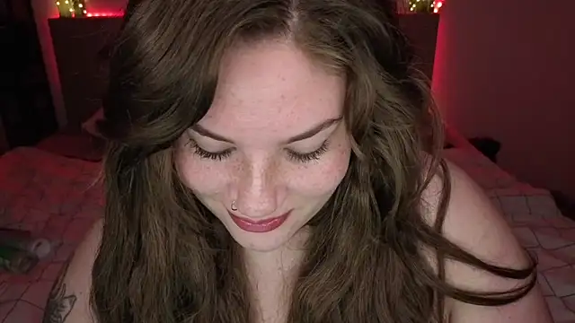 MaeNoir online show from February 17, 2026, 8:15 pm