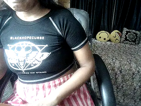 Anaconda-Mall online show from October 26, 2025, 3:51 pm