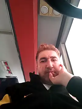 Snapshot of mert0359 chatting on September 26, 2025, 1:26 pm mert0359 online show from September 26, 2025, 1:26 pm