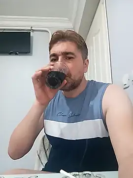 Snapshot of mert0359 chatting on October 24, 2025, 2:24 pm mert0359 online show from October 24, 2025, 2:24 pm