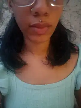 RavenShyfit online show from November 19, 2025, 8:53 pm