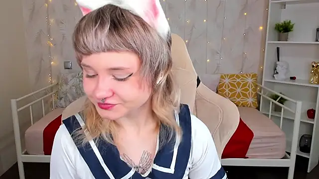 Tori Cutie online show from March 4, 2026, 12:05 am