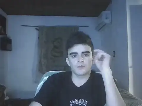 Snapshot of Rodrigo99_9 chatting on March 31, 2026, 12:45 am Rodrigo99 9 online show from March 31, 2026, 12:45 am