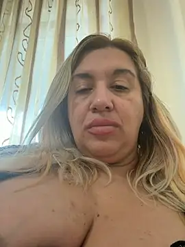 TheeaBlanco online show from June 9, 2026, 3:45 pm