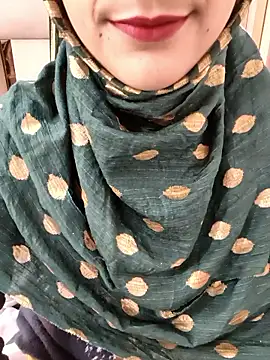 Snapshot of Indian-Aleena chatting on February 16, 2026, 5:47 am Indian-Aleena online show from February 16, 2026, 5:47 am