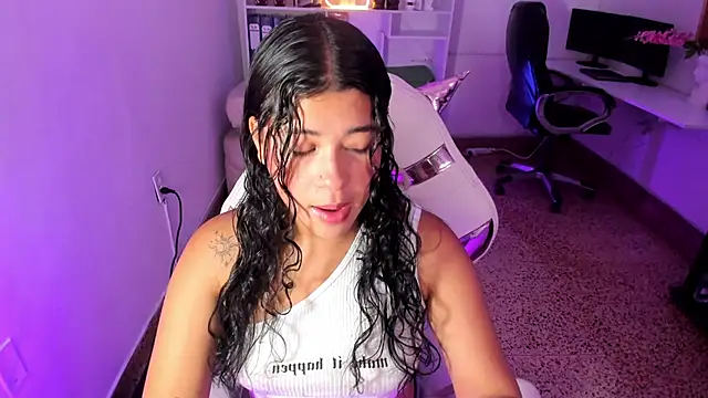 Snapshot of Ivy_nt chatting on October 7, 2025, 6:16 pm Ivy nt online show from October 7, 2025, 6:16 pm