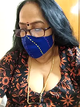 heera-rani online show from November 3, 2025, 6:58 am