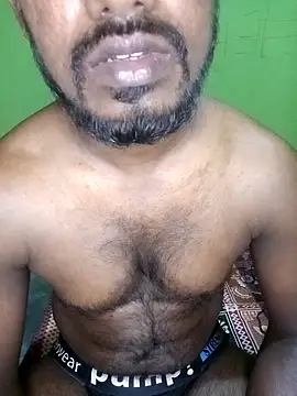 Snapshot of BlackRosh chatting on September 9, 2025, 5:23 pm BlackRosh online show from September 9, 2025, 5:23 pm