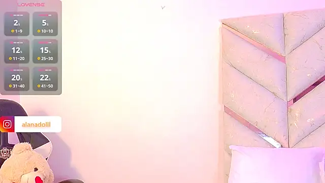 AlanaDoll online show from February 5, 2026, 1:27 pm