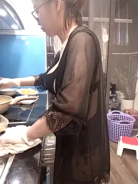 Linh linh01 online show from December 18, 2025, 11:49 am