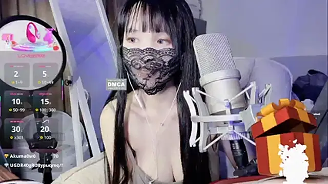 Snapshot of twlilybae chatting on November 4, 2025, 6:51 pm twlilybae online show from November 4, 2025, 6:51 pm