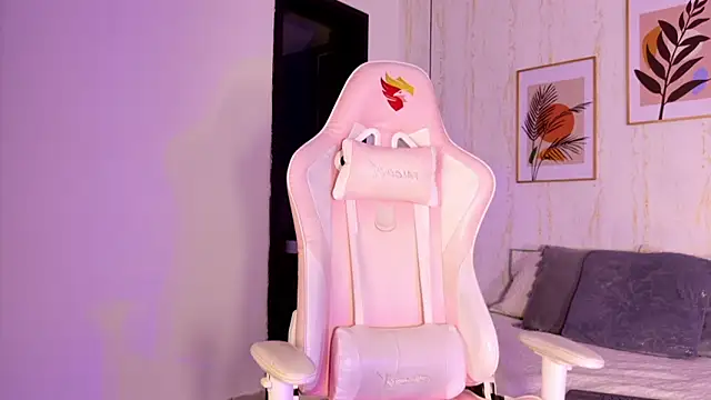 Ayleen Dunkan online show from September 17, 2025, 12:07 pm