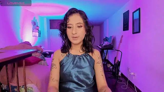 Snapshot of atenea_dragon__ chatting on October 30, 2025, 7:36 pm atenea dragon online show from October 30, 2025, 7:36 pm