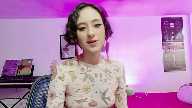 Snapshot of atenea_dragon__ chatting on January 11, 2026, 8:25 pm atenea dragon online show from January 11, 2026, 8:25 pm