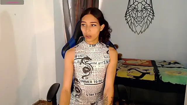 Sweet-Cris online show from November 26, 2025, 4:52 pm