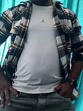 hunk28 6 online show from November 15, 2025, 6:44 am