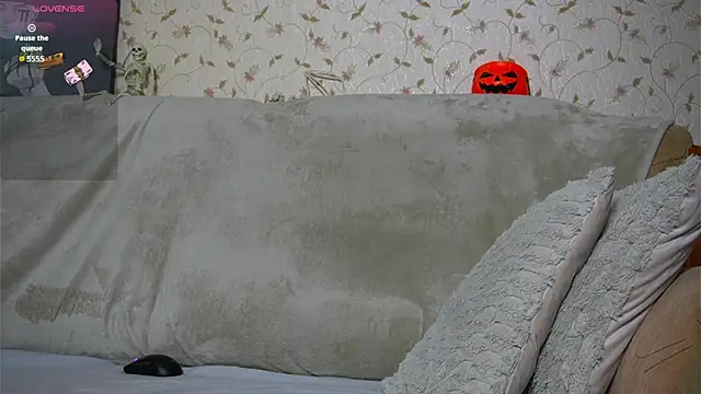 Snapshot of johnstoneisland chatting on October 23, 2025, 6:28 pm johnstoneisland online show from October 23, 2025, 6:28 pm