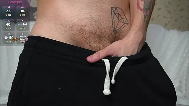 Snapshot of johnstoneisland chatting on December 17, 2025, 7:42 pm johnstoneisland online show from December 17, 2025, 7:42 pm