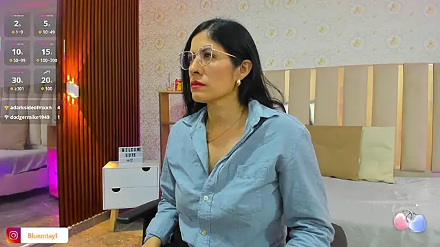 BLUE TAY1 online show from October 6, 2025, 6:38 pm