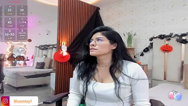 BLUE TAY1 online show from October 22, 2025, 12:05 pm