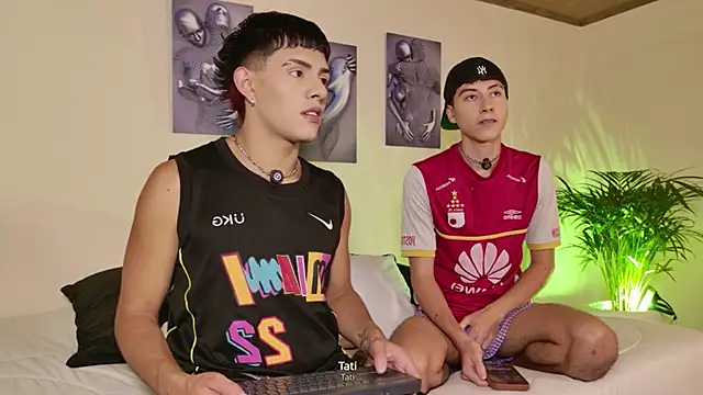 tivendann online show from March 22, 2026, 5:11 am