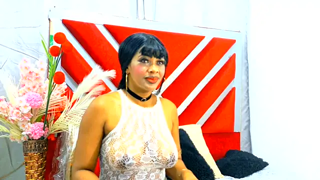 PerlaZultana online show from June 10, 2026, 8:41 pm