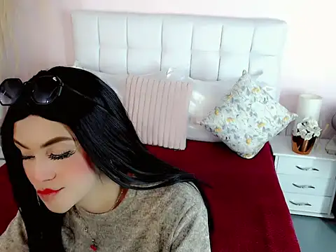 nathalialoes1 online show from November 10, 2025, 1:59 am