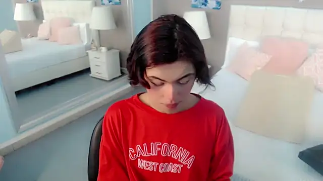 nathalialoes1 online show from November 15, 2025, 12:34 pm