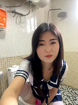 xtt1689999 online show from November 10, 2025, 3:49 am