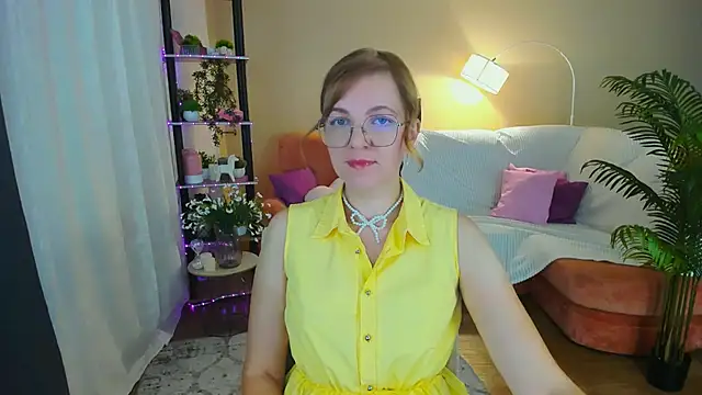 YourUniverser online show from September 18, 2025, 4:14 am