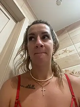 EvvaMur online show from February 11, 2026, 1:43 am