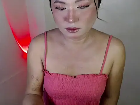 itsmecarla online show from October 2, 2025, 6:09 am