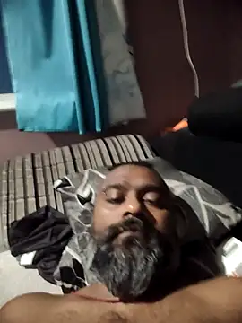 thelastsaintt online show from April 18, 2026, 9:37 pm