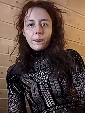 Snapshot of marijacucu chatting on November 23, 2025, 7:41 am marijacucu online show from November 23, 2025, 7:41 am