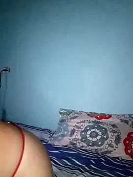 Snapshot of Thaamara_09 chatting on October 30, 2025, 3:52 am Thaamara 09 online show from October 30, 2025, 3:52 am