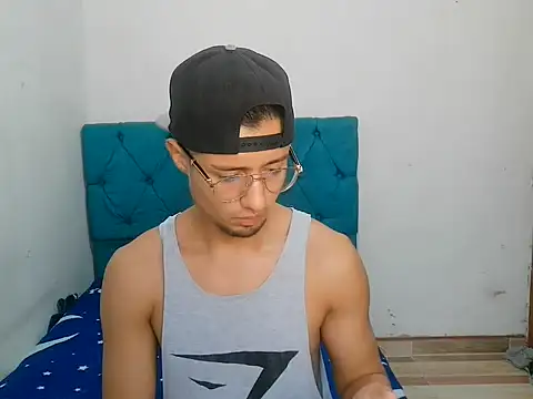 sebasbabyhot online show from June 11, 2026, 4:49 pm
