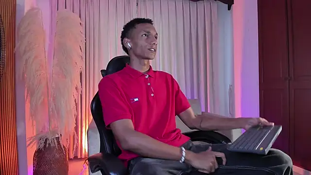 JulienSaint online show from January 14, 2026, 12:00 pm