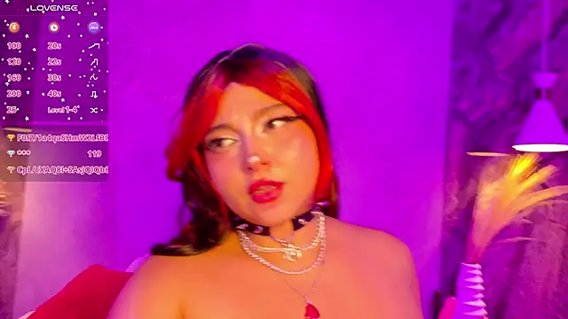 SamanthaaReed online show from September 25, 2025, 3:54 am