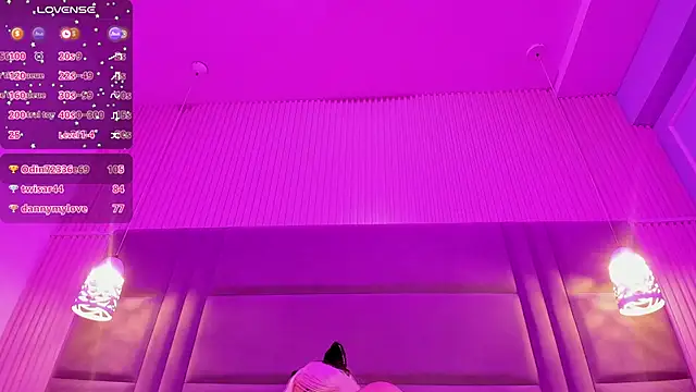 SamanthaaReed online show from October 24, 2025, 3:58 am