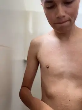 Snapshot of andrew_gara chatting on September 13, 2025, 5:02 pm andrew gara online show from September 13, 2025, 5:02 pm