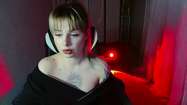 AngelicaHollywood online show from February 19, 2026, 10:17 pm