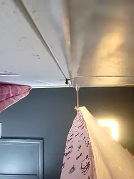 chocolate bella online show from January 15, 2026, 2:43 pm