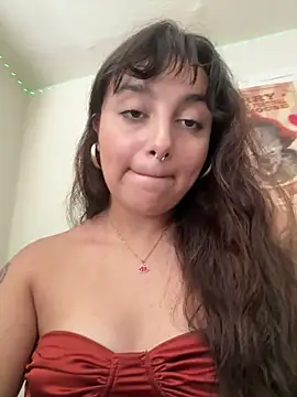 CharmingMaddie online show from September 10, 2025, 5:02 pm