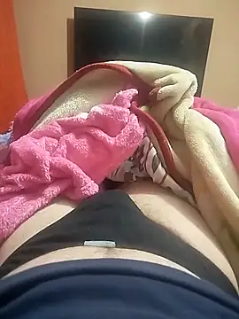 Esteban wolf online show from February 25, 2026, 4:44 am