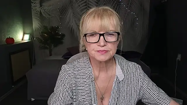 Sabina Ros online show from February 9, 2026, 7:34 am