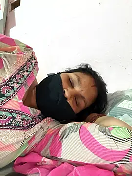 Love-pari077 online show from April 11, 2026, 7:56 am