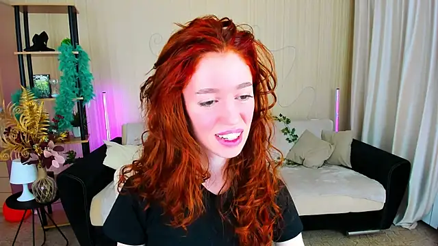 ChristinaConteeree online show from November 26, 2025, 7:26 pm