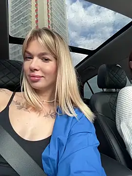 miss veroNika online show from September 26, 2025, 2:37 am