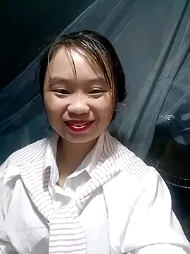 Snapshot of PhayPhay123 chatting on October 13, 2025, 12:49 pm PhayPhay123 online show from October 13, 2025, 12:49 pm