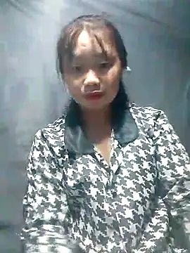 Snapshot of PhayPhay123 chatting on October 15, 2025, 1:44 pm PhayPhay123 online show from October 15, 2025, 1:44 pm